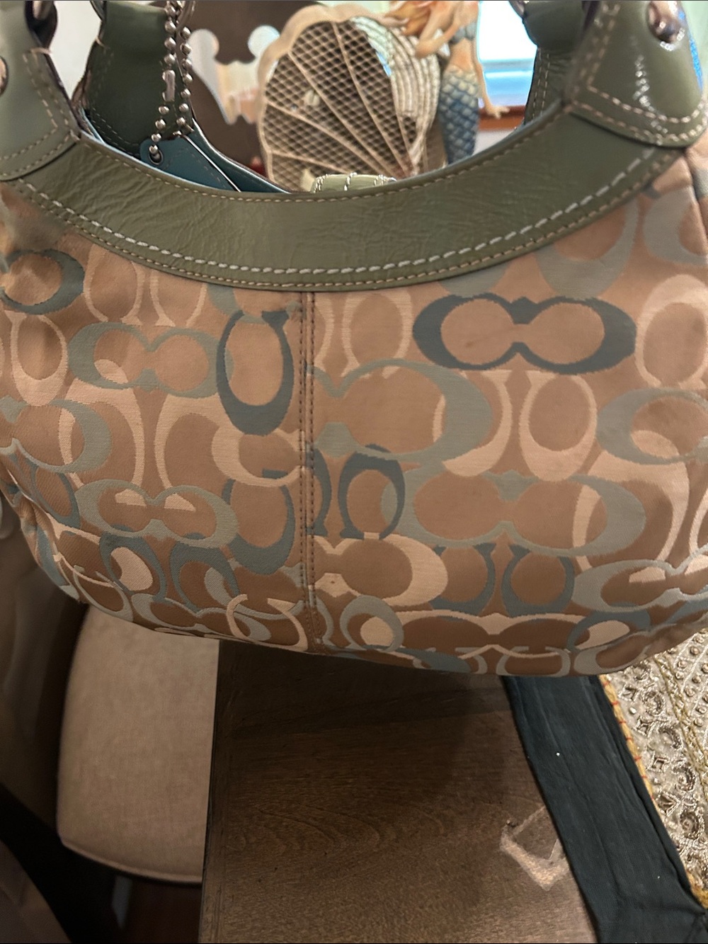 Coach bag. Women's Green Accent Signature-Pattern Shoulder Bag - Picture 5 of 12